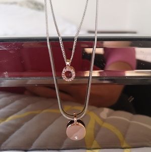 🍍3 for 25 🍍 NWT Reitmans necklace